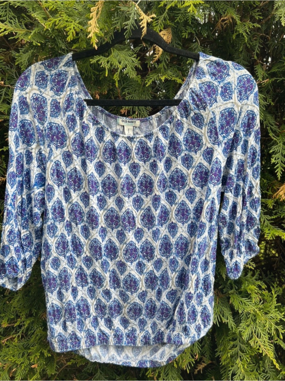 Old Navy Blue, White & Purple Patterned Women's Blouse